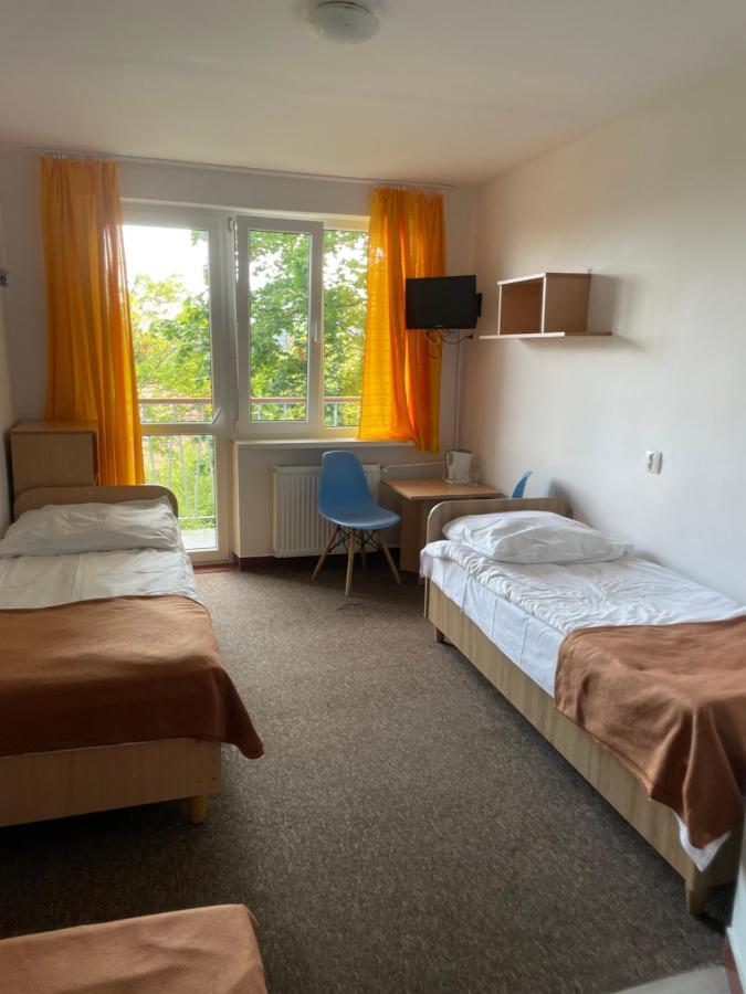 Owr Piramida 2 Hotel Darlowko Luaran gambar